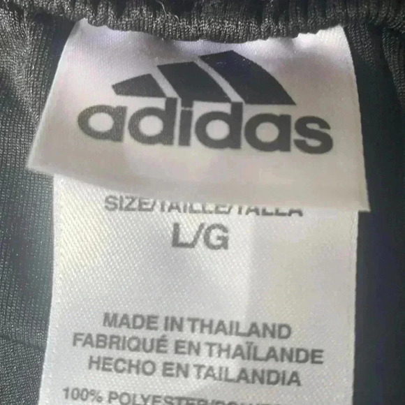 Adidas performance, shorts, black with  white trim - Picture 4 of 5